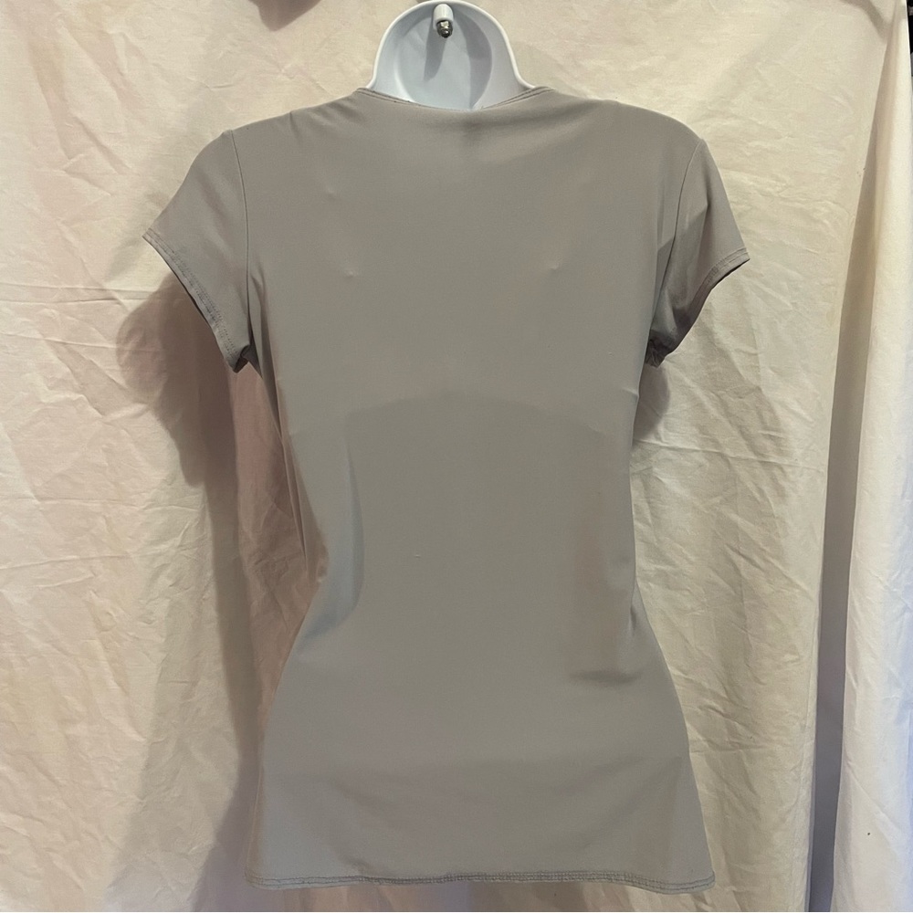 Jason Maxwell grey wrap short sleeve top - Picture 3 of 9